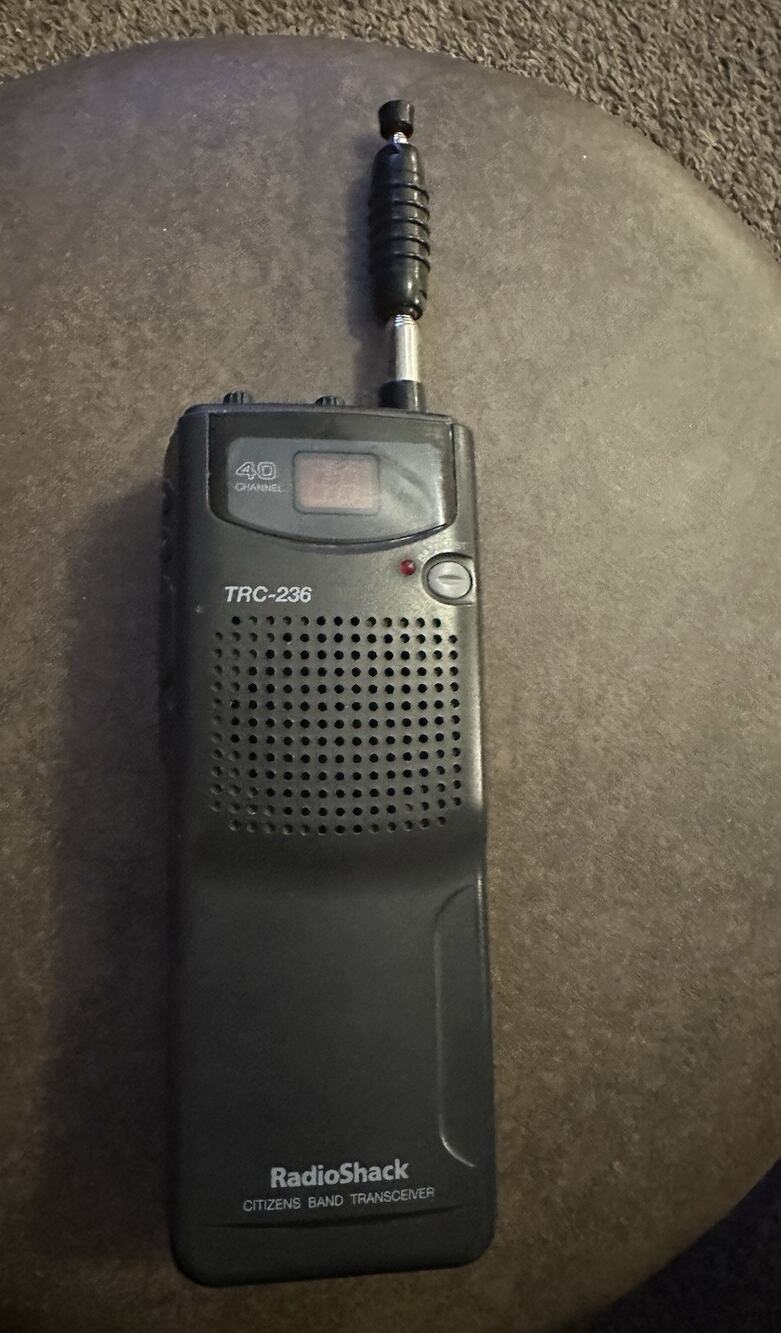 Radio Shack TRC-236 40 Ch. Citizens Band Transceiver, Tested Works! CB Radio